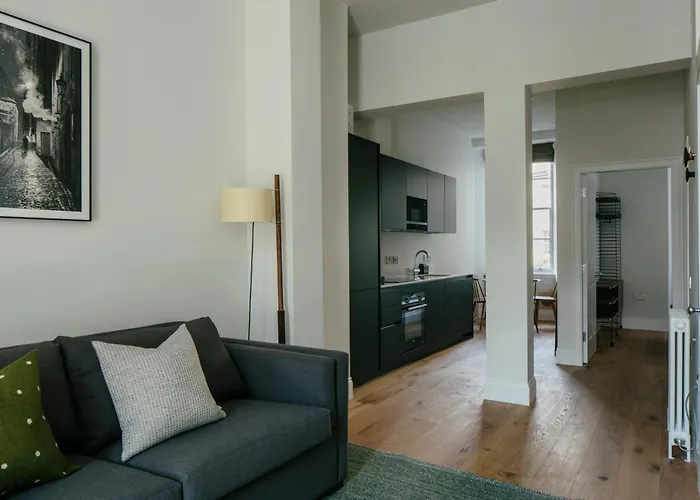 Aparthotel 33 Castle Terrace Edinburgh